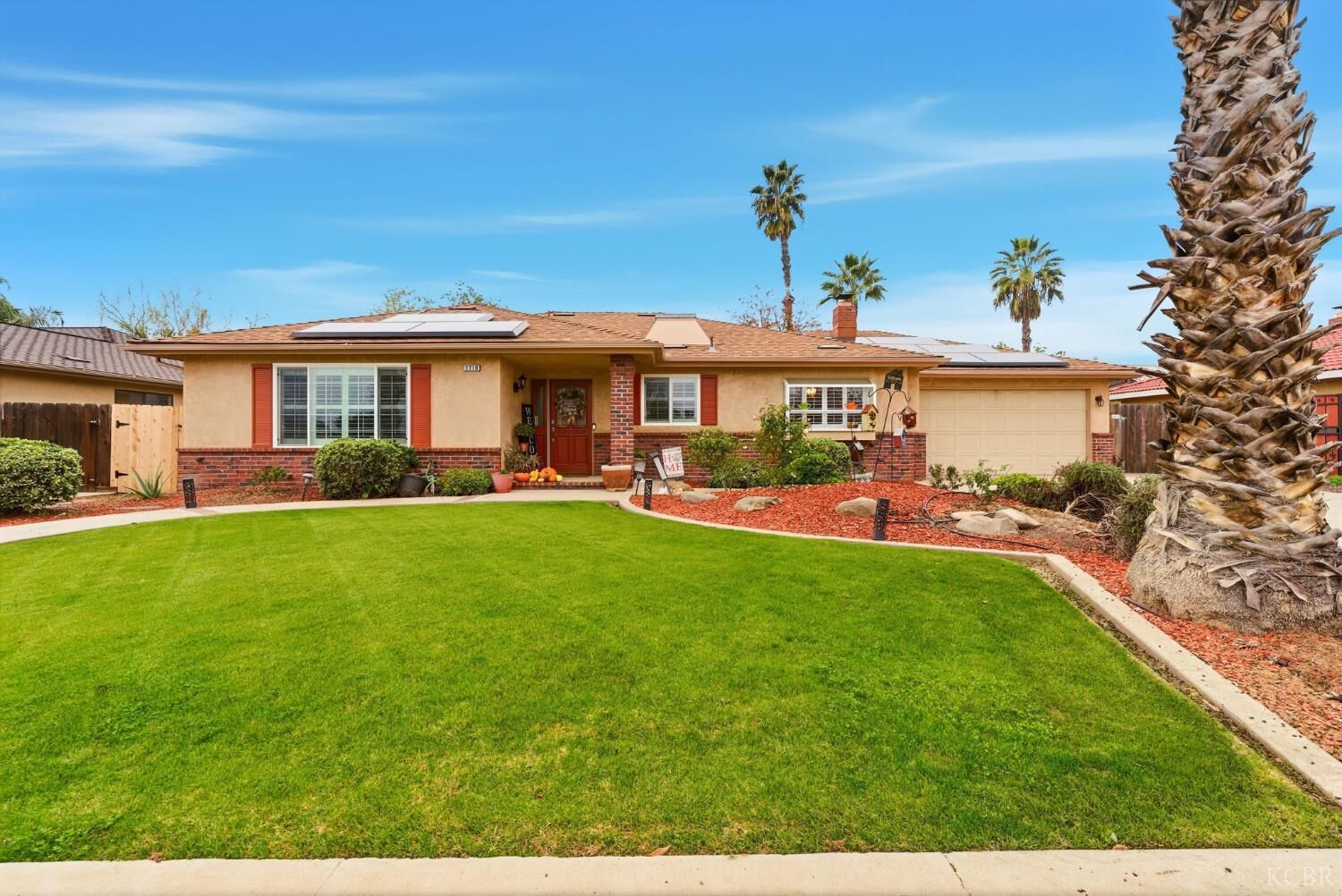 Property Photo: 2710 Aspen Street CA 93230