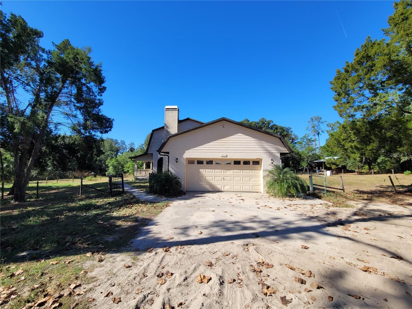 Property Photo: 37515 Phelps Road FL 33541