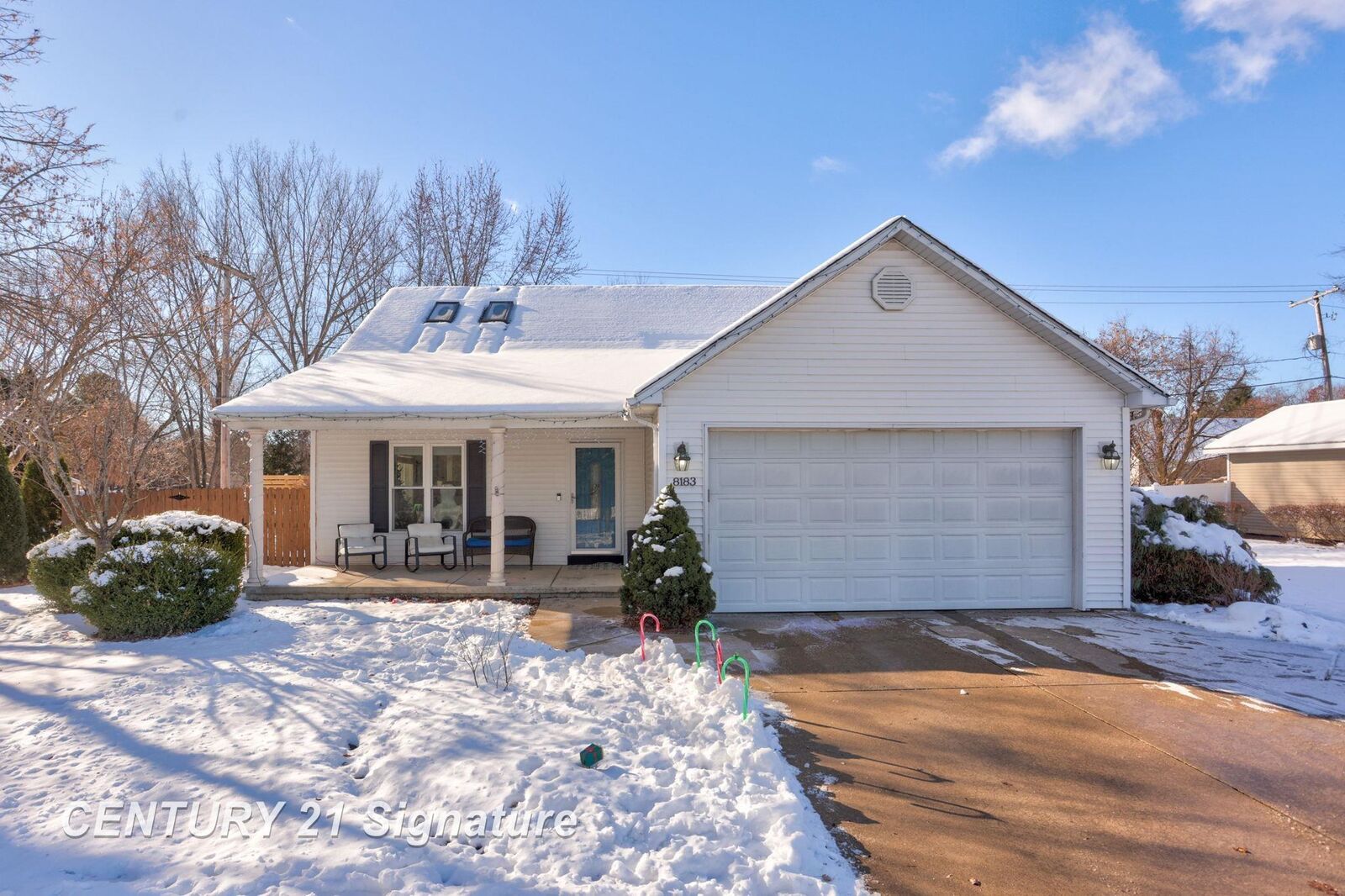 Property Photo: 8183 N River Road MI 48623