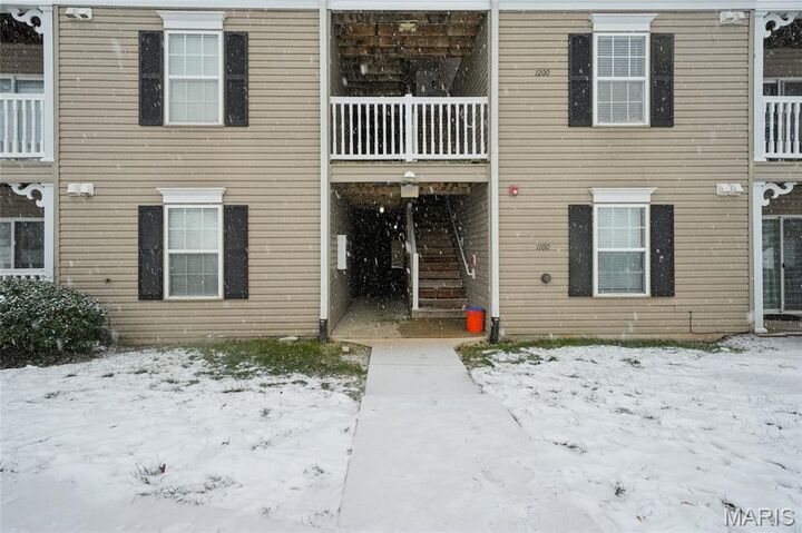 Property Photo:  1302 Spring Creek Lane  MO 63368 