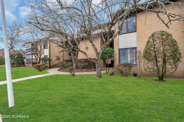 Property Photo:  55 Amberly Drive G  NJ 07726 