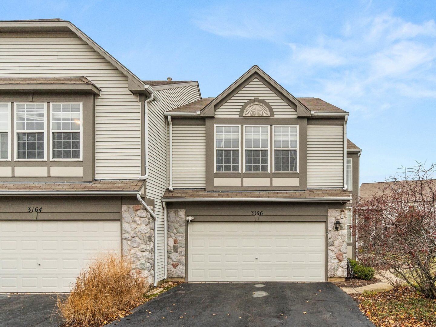 Property Photo:  3166 Bromley Lane  IL 60502 