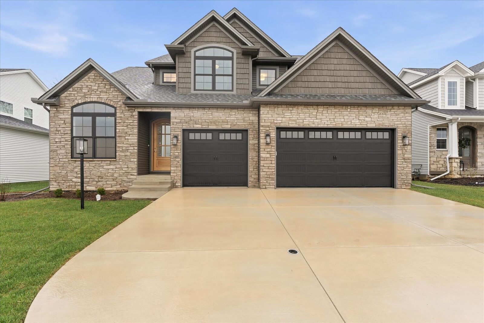 Property Photo: 1403 Ravenwood Drive IL 61853