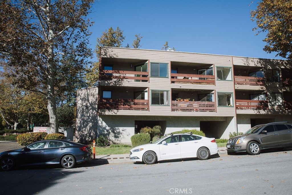 Property Photo:  680 Chorro Street 22  CA 93401 