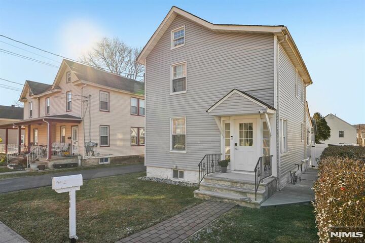 Property Photo: 60 Searing Street NJ 07801