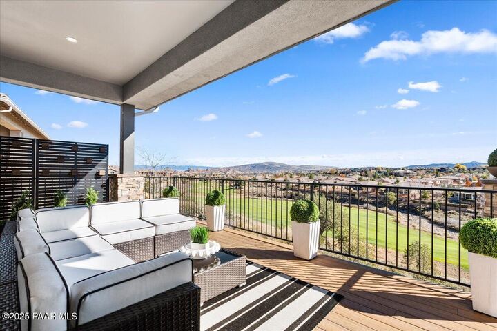 Property Photo:  1197 Sassaby Circle  AZ 86301 