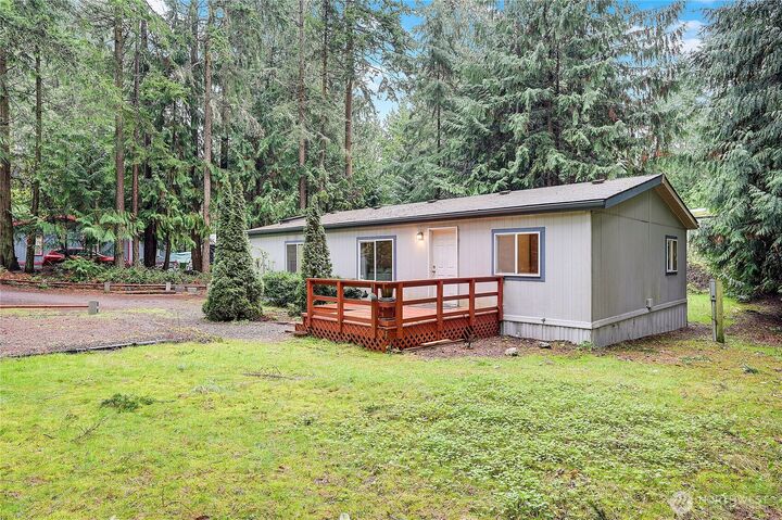 Property Photo: 61 Flamingo Road WA 98368