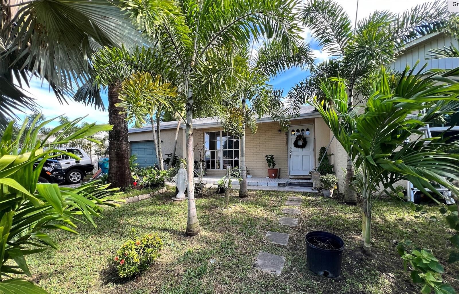 Property Photo:  25835 SW 131st Ct  FL 33032 