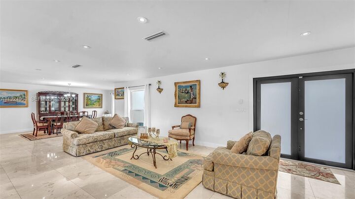 Property Photo:  9220 SW 94th Pl  FL 33176 