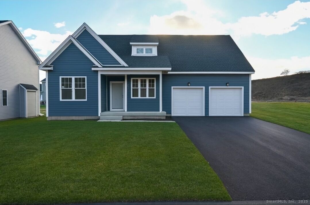 Property Photo: 69 Cambridge Court CT 06070