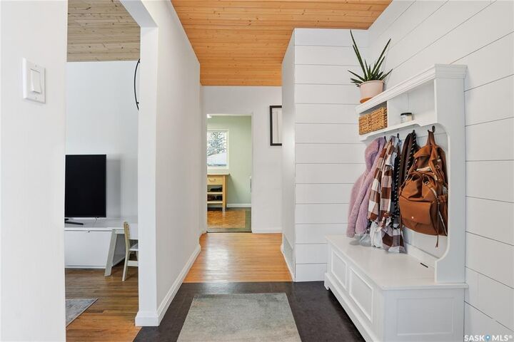 Property Photo: 2210 William Avenue SK S7J 1A6