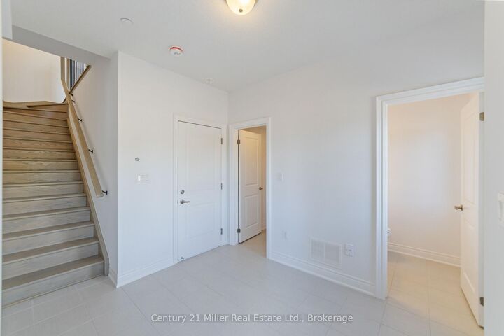 Property Photo: 2140 Trafalgar Road 43 ON L6H 8A5