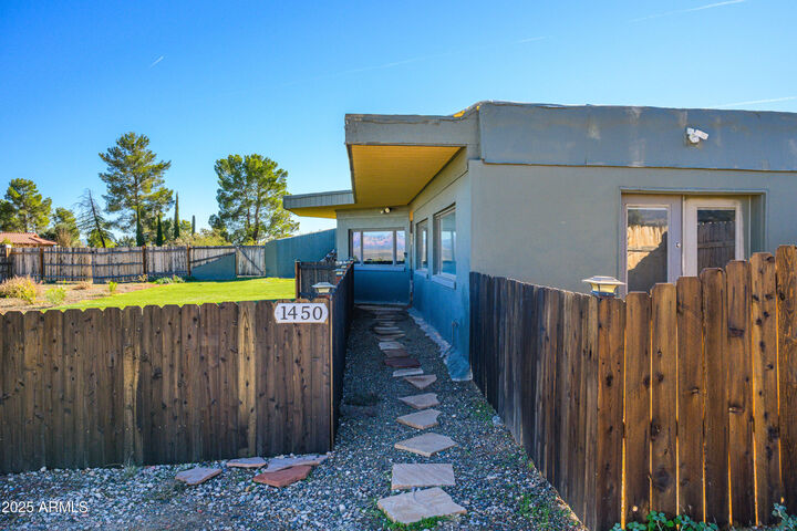 Property Photo:  1450 E Rocky Knolls Road  AZ 86326 
