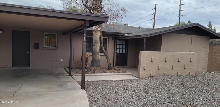 Property Photo: 1400 W Geneva Drive AZ 85282