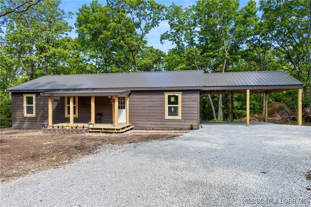 Property Photo: 26413 Gardiner Road MO 65326