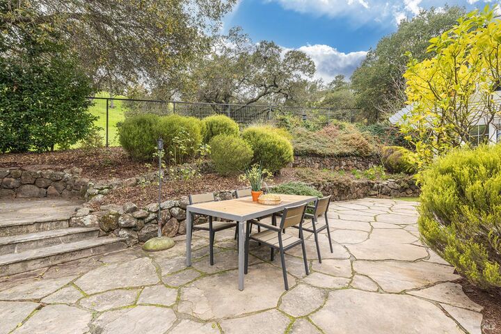 Property Photo: 26 Clement Court CA 94558