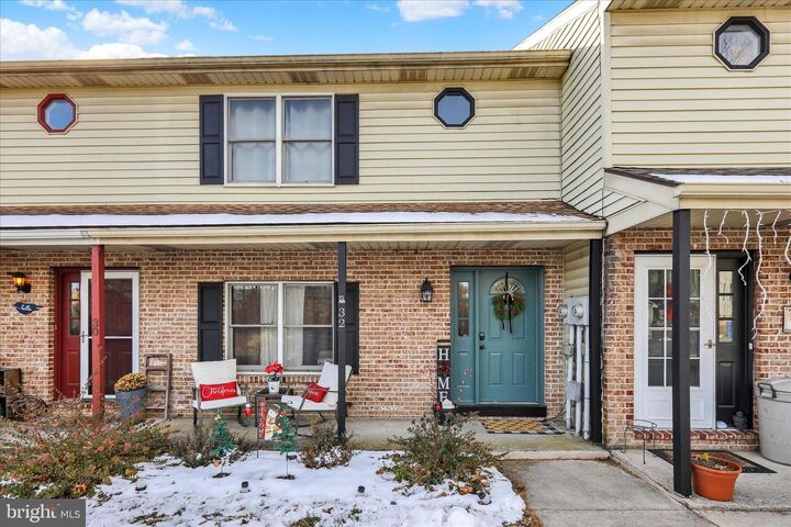 32 N Canal Street  Leesport PA 19533 photo