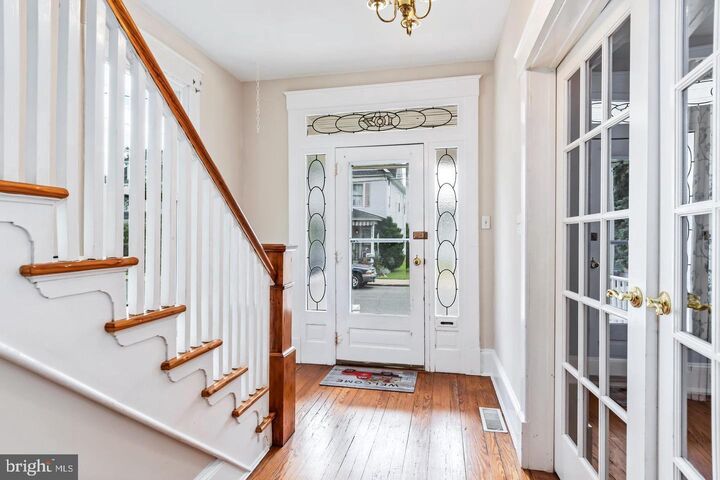 Property Photo: 107 W End Avenue MD 21613