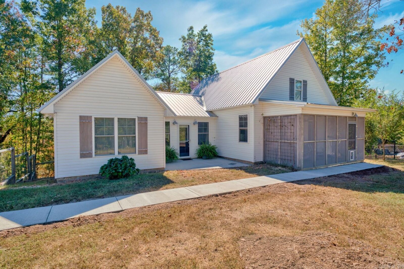 Property Photo: 182 Elder Trail AR 71933