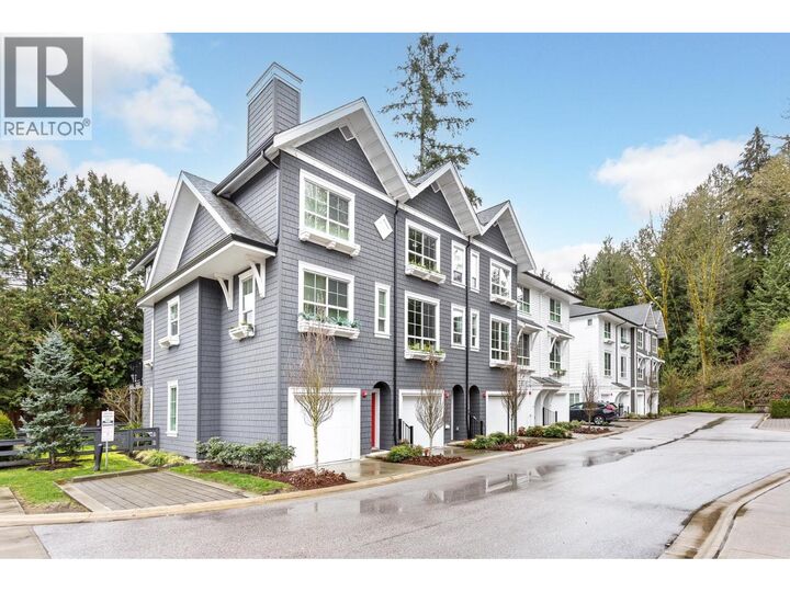 Property Photo: 19696 Hammond Road 3 BC V3Y 0G7