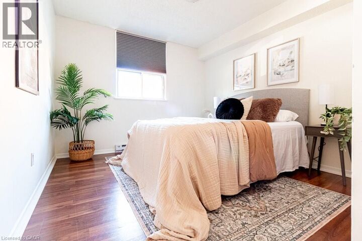 Photo de la propriété:  23 Main Street 205  ON L9H 2P7 