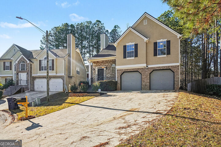 Property Photo: 2816 Crest Ridge Way SW GA 30060