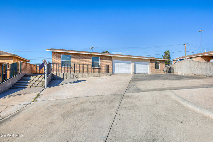 Property Photo: 293 Atlantic Road A &Amp B TX 79922