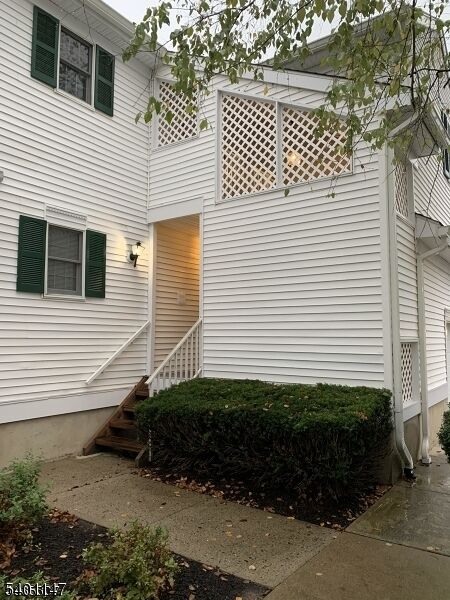 Property Photo: 46 Smithfield Ct 46 NJ 07920