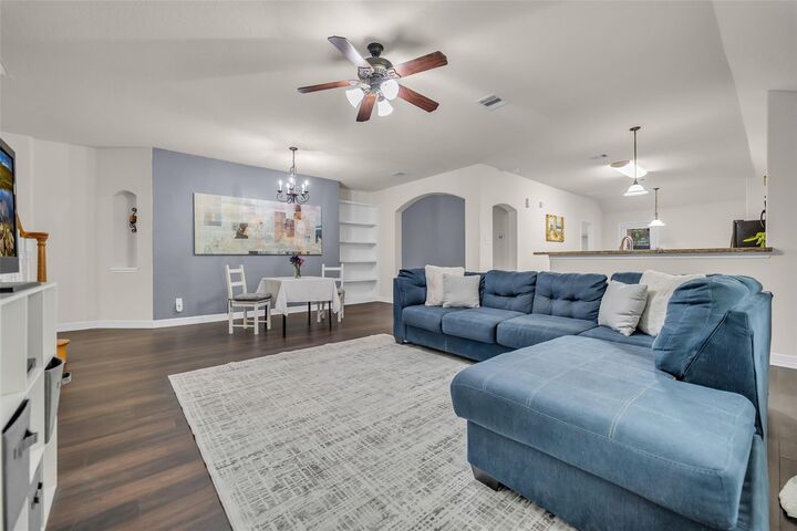 Property Photo:  10101 Hidden Creek Falls Lane  TX 77423 