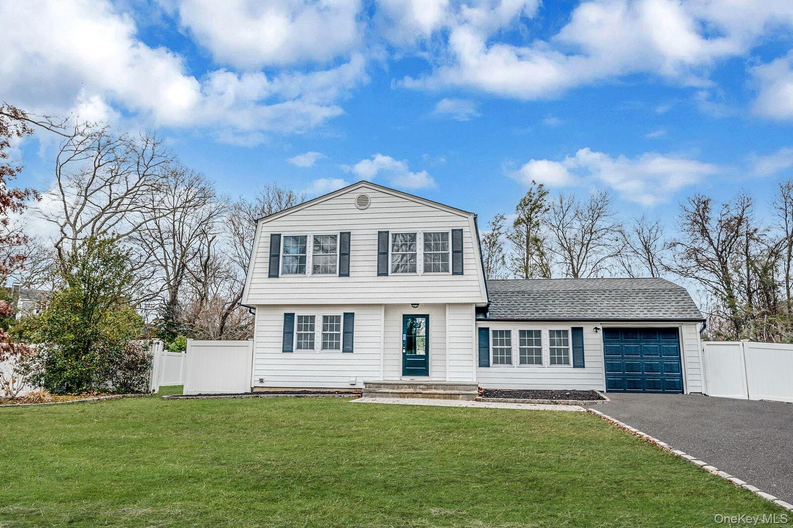 Property Photo:  3 Lilac Lane  NY 11776 