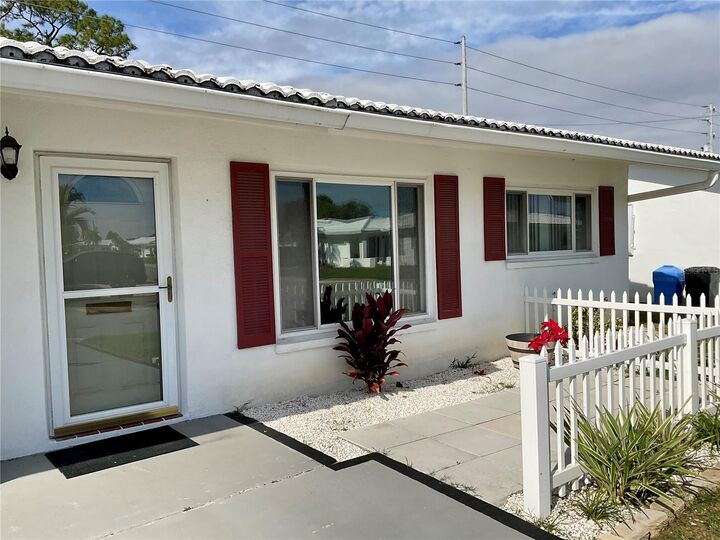 Property Photo: 10052 45th Way N FL 33782