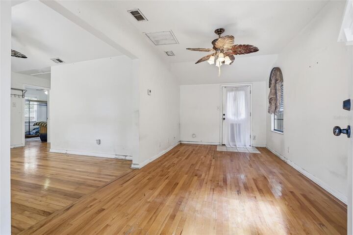 Property Photo: 3201 W San Juan Street FL 33629