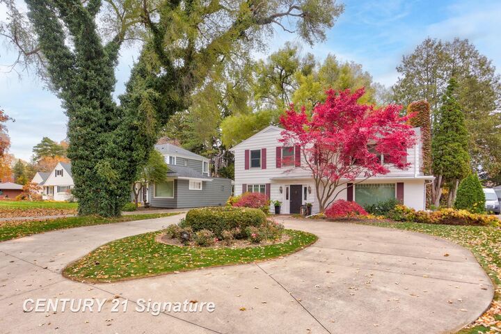 Property Photo:  49 Benton Road  MI 48638 