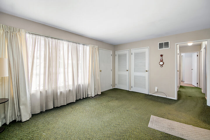 Property Photo:  219 S Hillcrest Avenue  IL 60901 