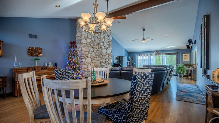 Property Photo:  917 Tamer Lane  IL 60025 