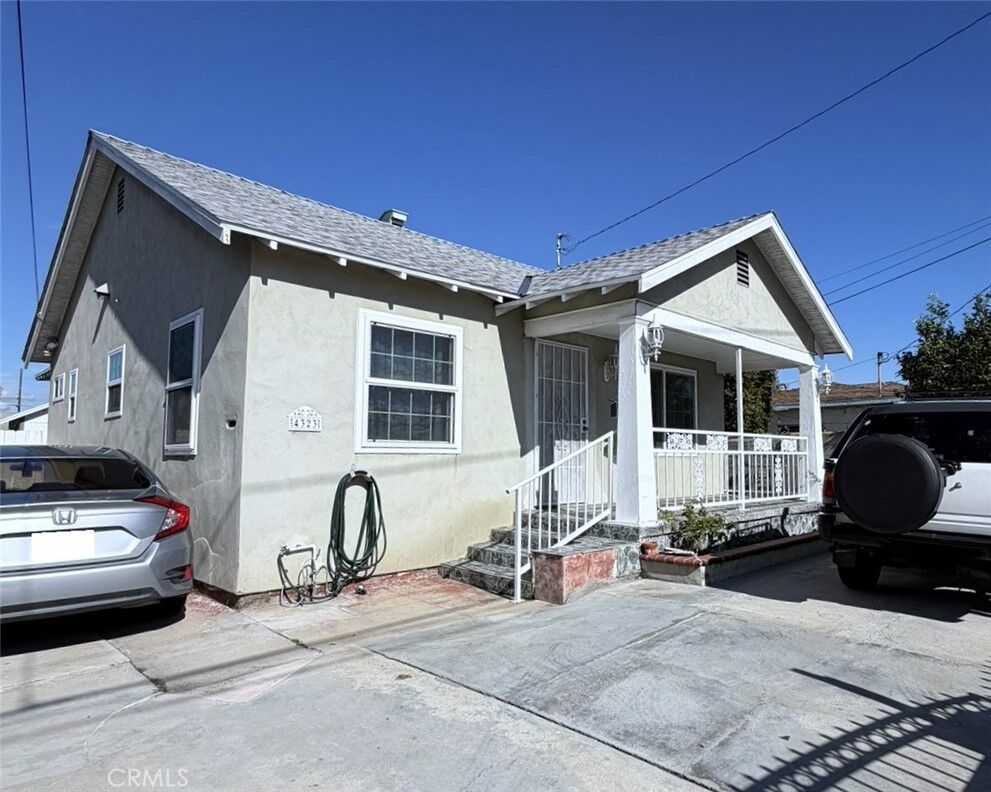 Property Photo:  4323 W 105th Street  CA 90304 