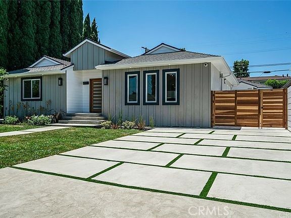 Property Photo: 4931 Murietta Avenue CA 91423
