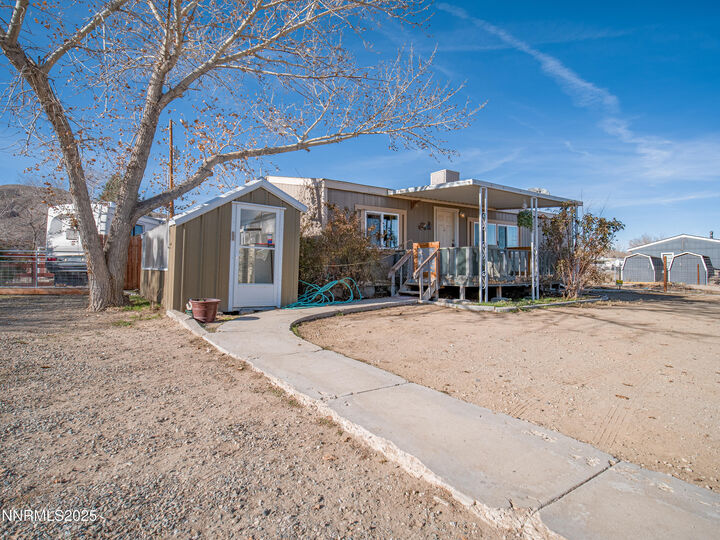 Property Photo:  6 Agate Circle Drive  NV 89447 