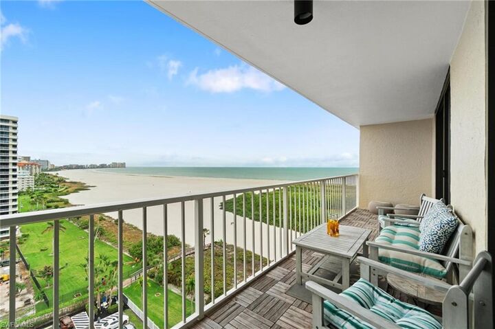 Property Photo: 380 Seaview Ct 1209 FL 34145