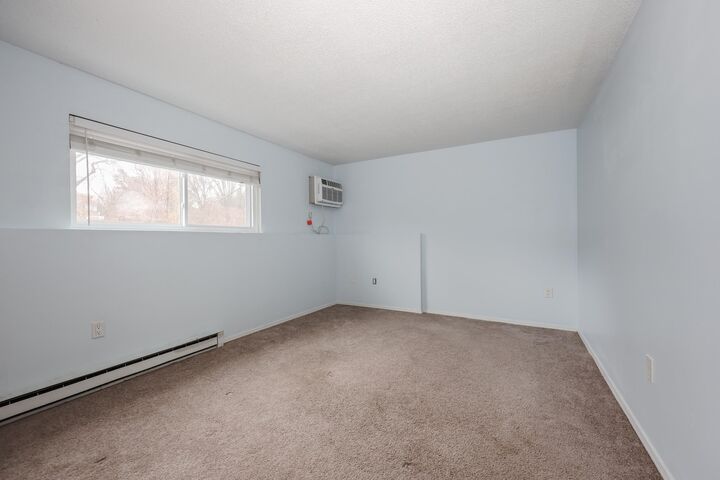 Property Photo: 20 Mercury Drive NH 03053