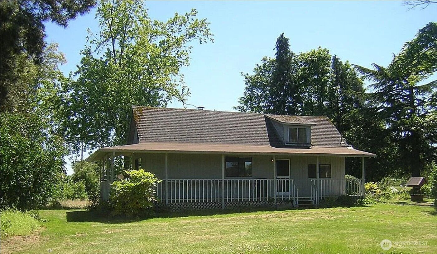 Property Photo: 11026 SE 200th Street WA 98031