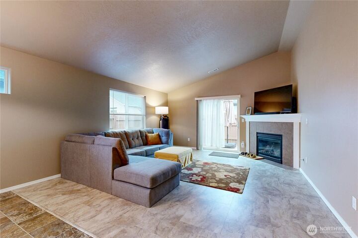 Property Photo: 1173 SW Carver Street WA 99324