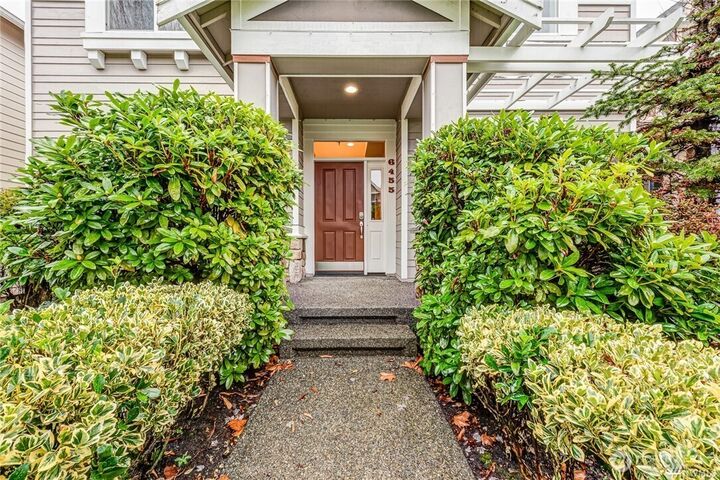 Property Photo: 6455 193rd Place NE WA 98052