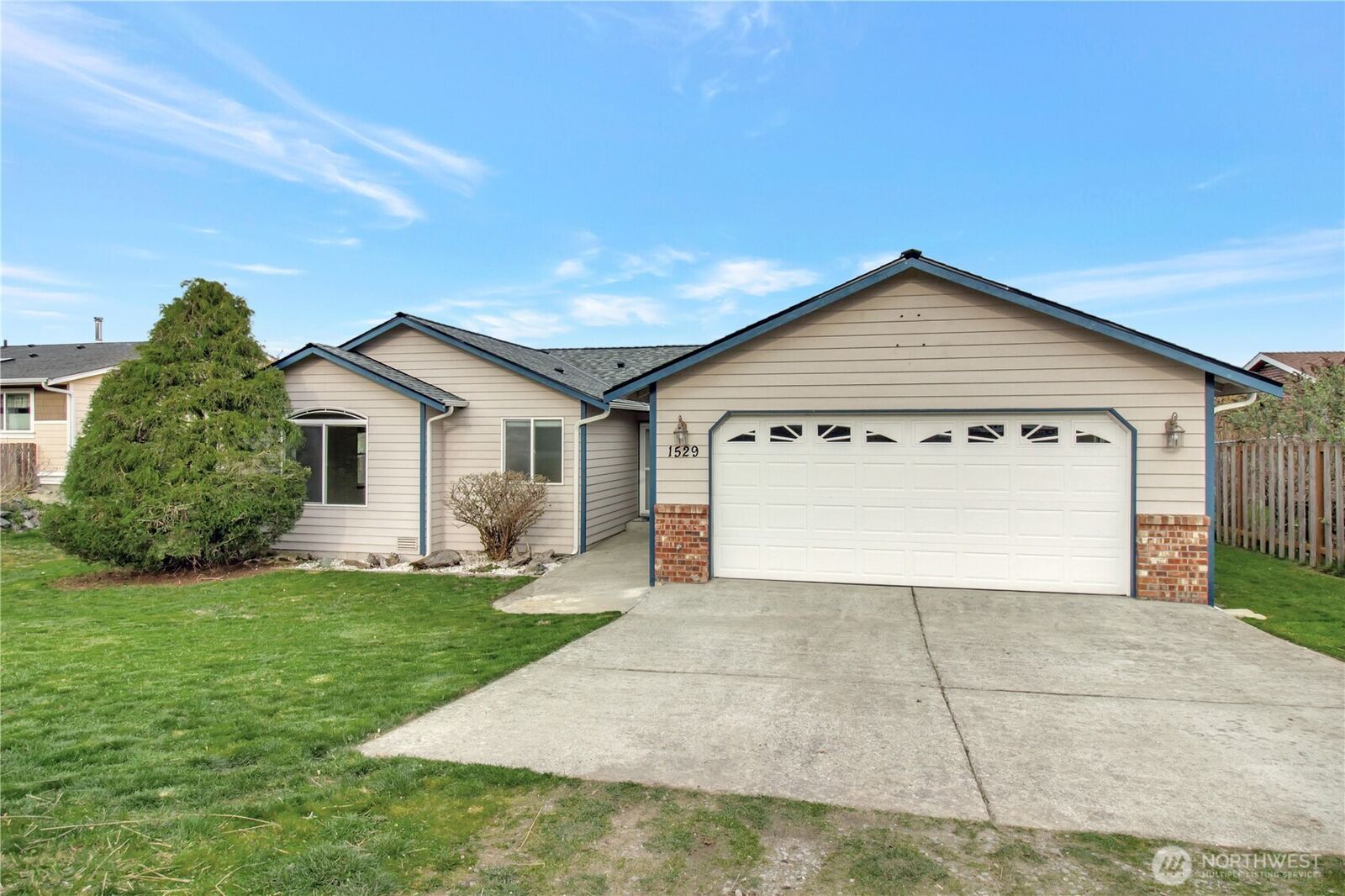 Property Photo:  1529  Thompson Drive  WA 98282 