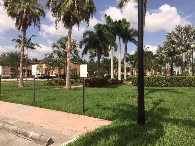 Property Photo: 3360 NE 14th Dr 210-30 FL 33033