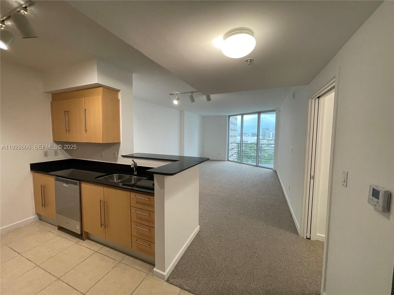 Property Photo: 325 S Biscayne Blvd 2116 FL 33131