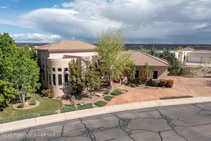 Property Photo: 6040 Club House Drive NM 87402