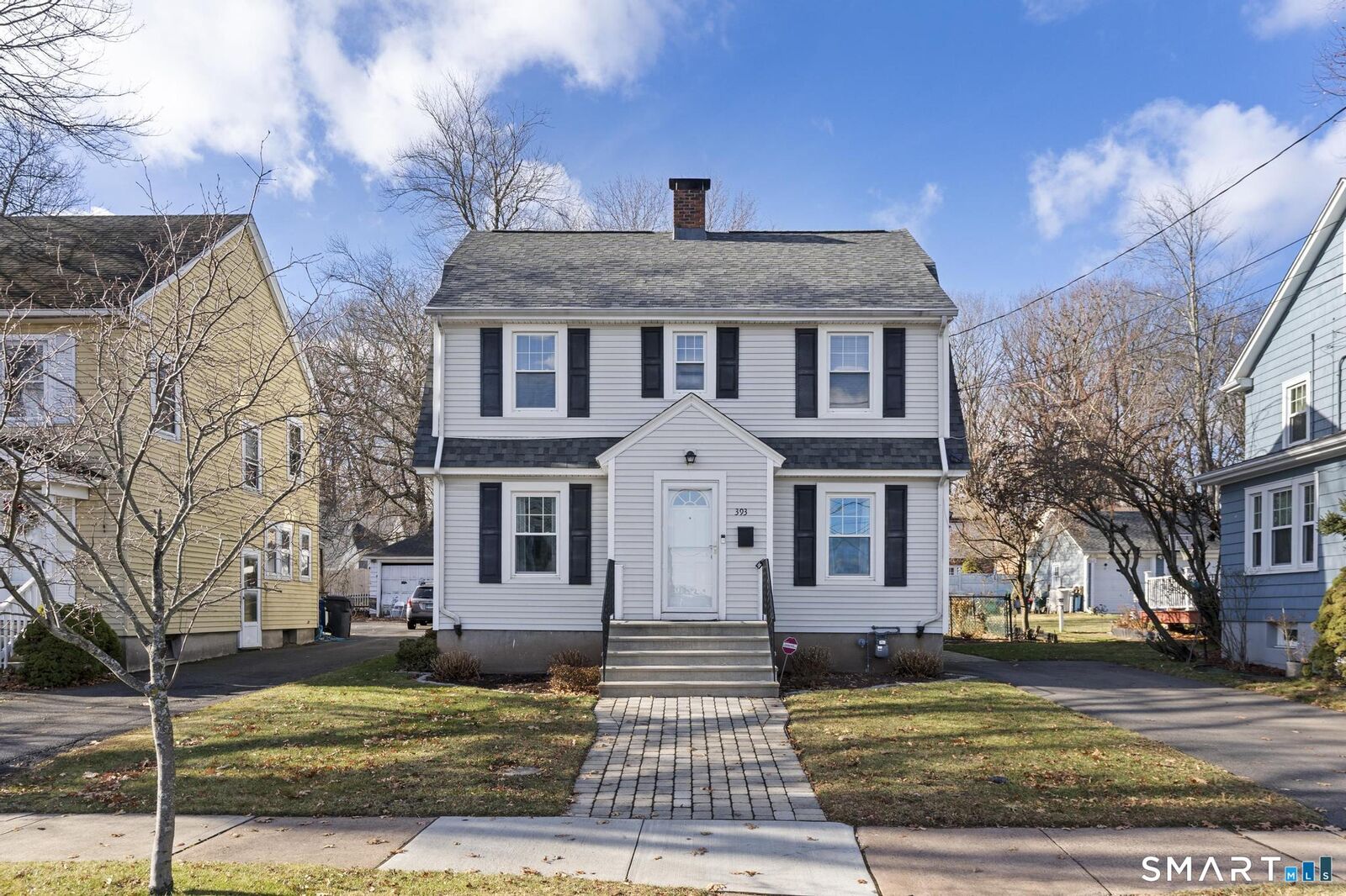 Property Photo: 393 Campfield Avenue CT 06114