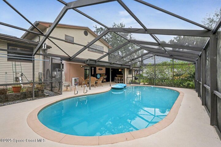 Property Photo: 4280 Grovewood Lane FL 32780