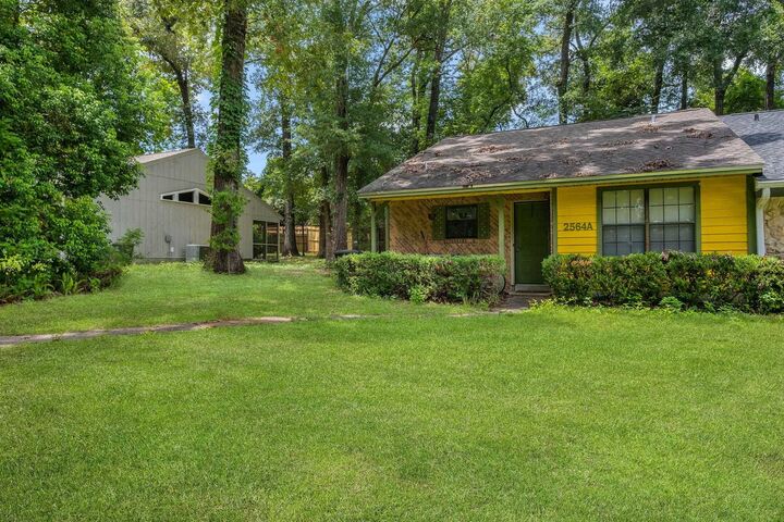 Property Photo: 2564 Panther Creek Road A FL 32308